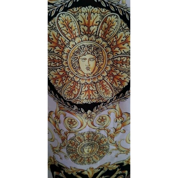 TopCapy Top Size EUR 36 US S Baroque Medusa Print V Neck Short Sleeve - Picture 8 of 11